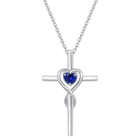 Collar de Cruz con Piedra de Corazón de Zafiro | Oro Blanco
