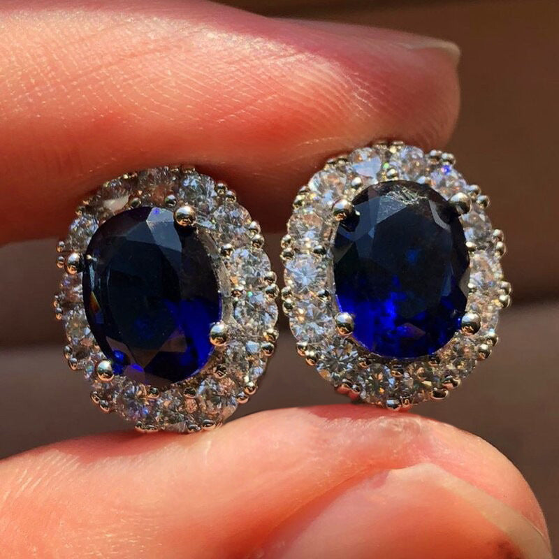 Aretes de Botón de Zafiro Blanco Ovalado | Oro Blanco