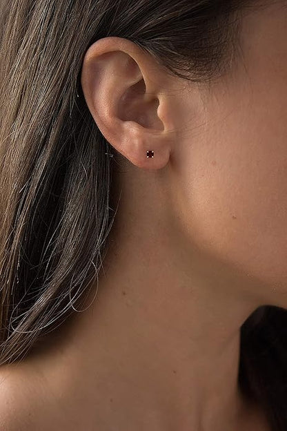 Aretes Stud Redondos de Rubí | Oro