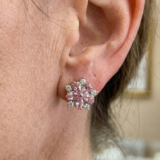 Aretes Flor de Cerezo | Oro Blanco