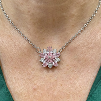 Collar Flor de Cerezo | Oro Blanco