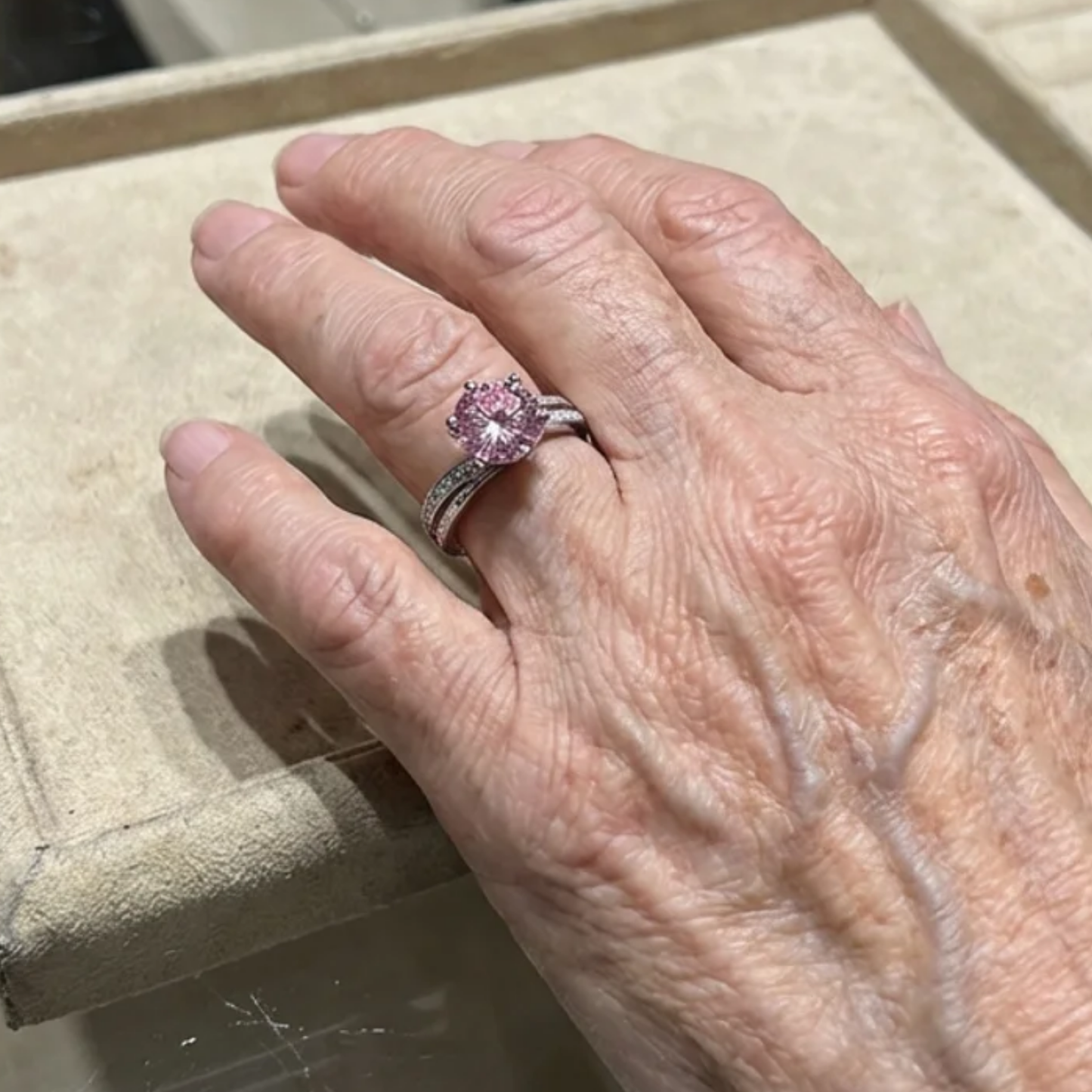 Anillo Moonlit Pink Contour | Oro Blanco
