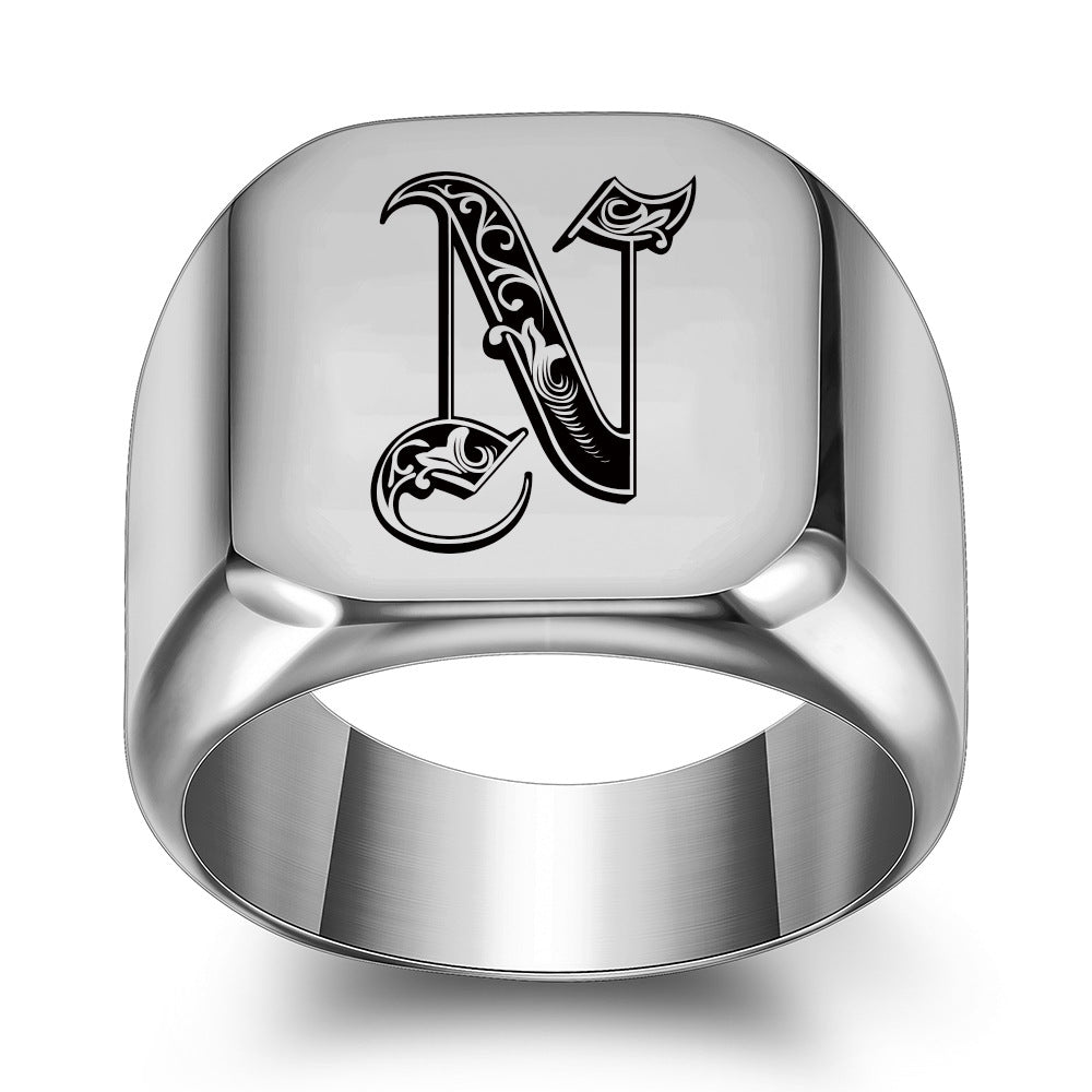 Anillo Clásico con Inicial Noble | Oro Blanco