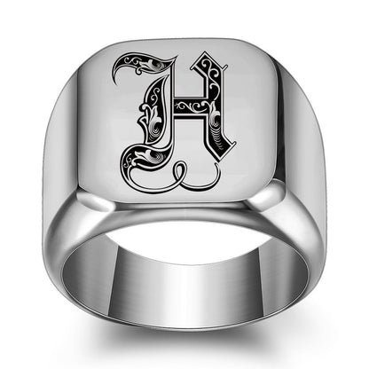 Anillo Clásico con Inicial Noble | Oro Blanco