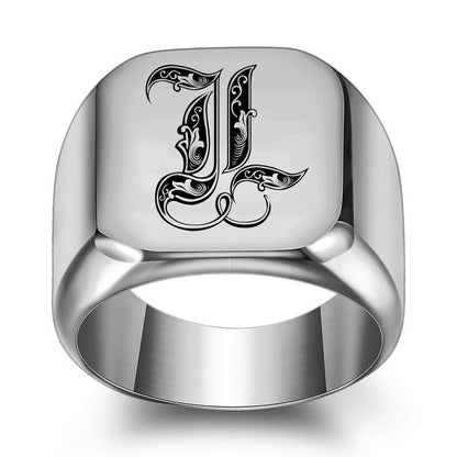 Anillo Clásico con Inicial Noble | Oro Blanco
