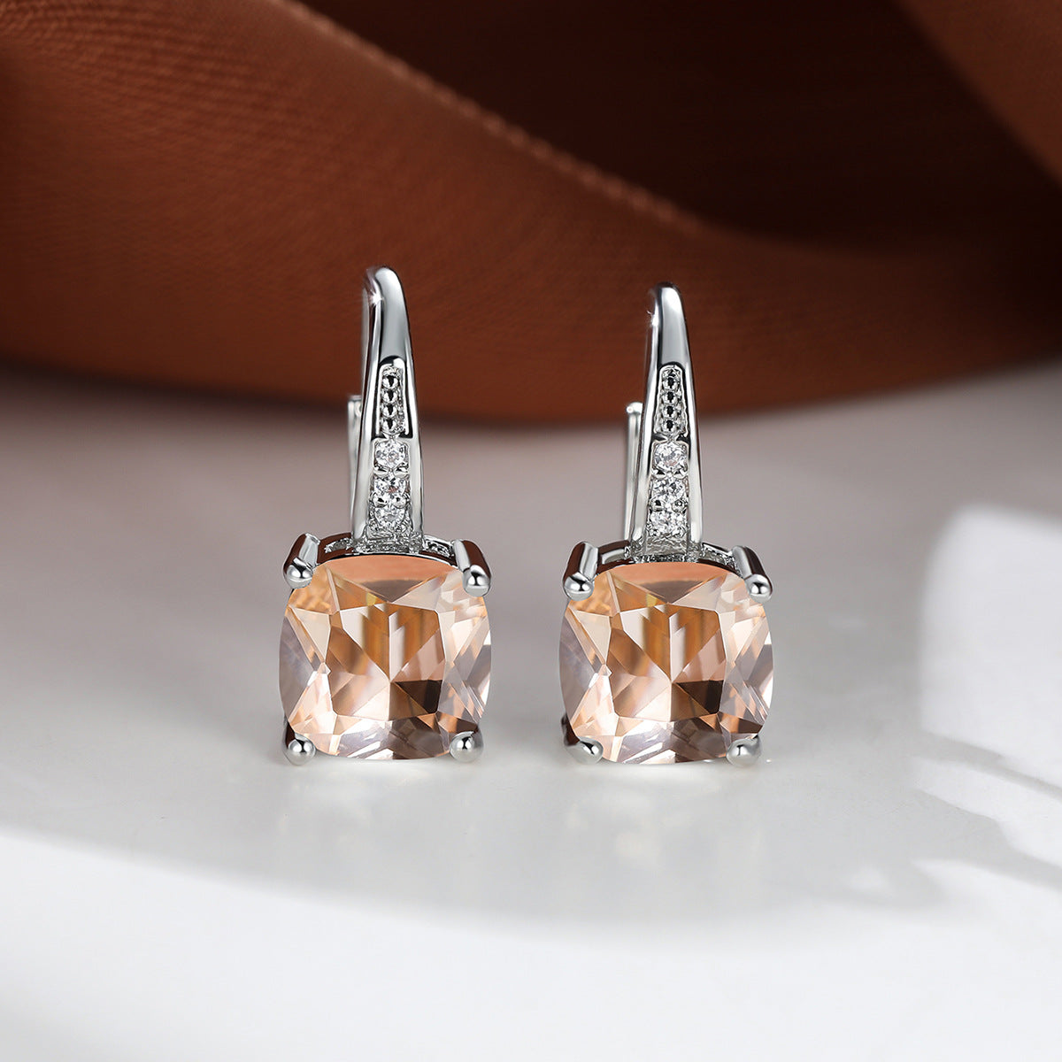 Aretes de Argolla con Piedra Mística | Oro