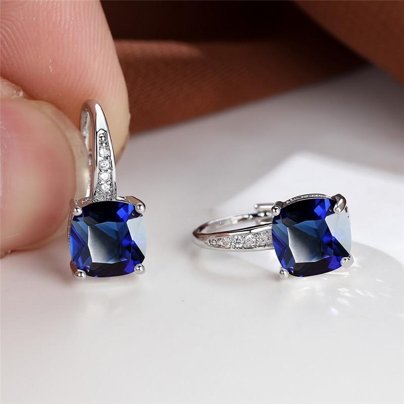 Aretes de Argolla con Piedra Mística | Oro Blanco