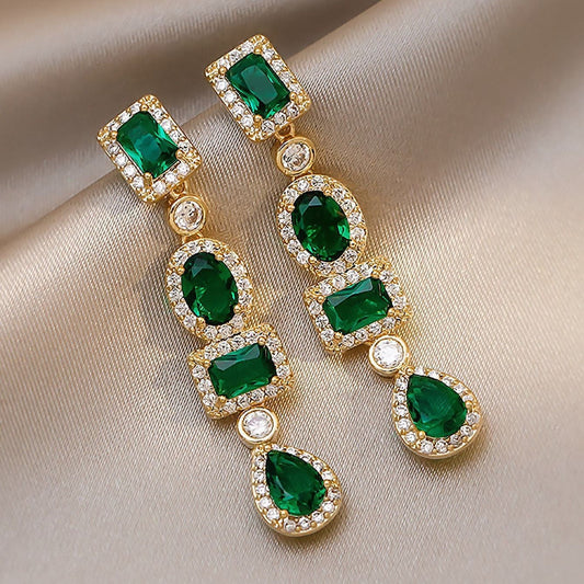 Coraline Esmarisse Aretes Colgantes | Oro