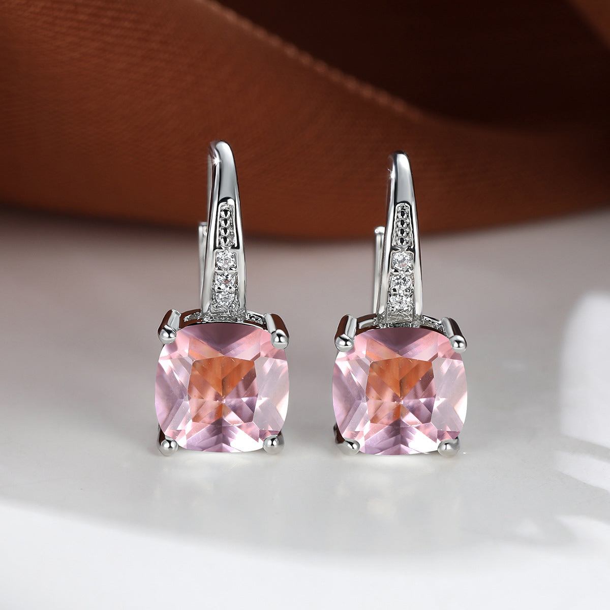 Aretes de Argolla con Piedra Mística | Oro
