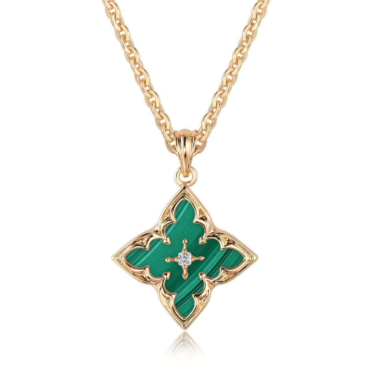 Collar con Dije de Trébol Café | Oro