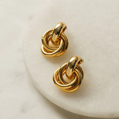 Aretes Entrelazados Statement | Oro