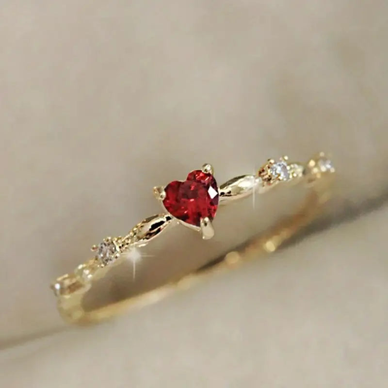 Coralyn Amoura Anillo | Oro Blanco