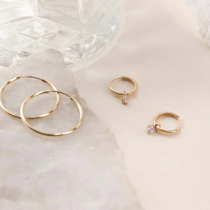 Larmes de Lune Aretes de Argolla con Piedra | Oro