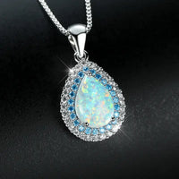 Collar Colgante de Ópalo Azul Brillante Elegante | Oro Blanco
